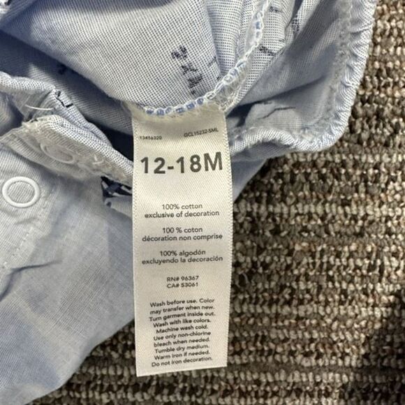 OshKosh B'Gosh Outfit Denim Overalls and Airplane Button Up - Picture 12 of 12